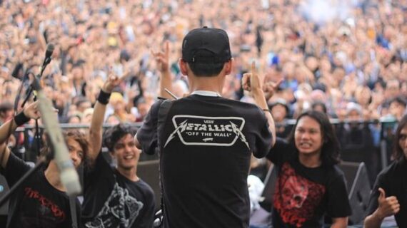 Tren Kaos Band: Mengenakan Musik dengan Gaya Anak Muda