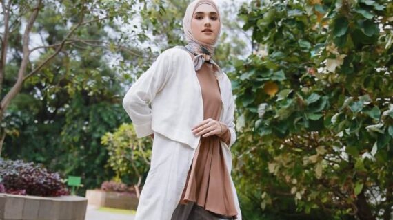 Pilihan Fashion yang Tepat: Pakaian Terbaik untuk Tampil Stylish di Tempat Kerja